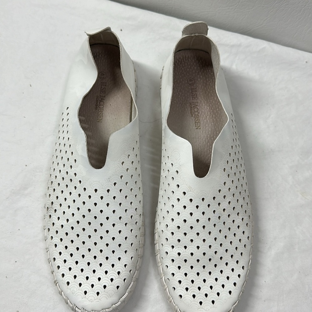 Ilse Jacobsen Tulip 139 Perforated Microfiber Slip Ons, EU 41 - Picture 2 of 8